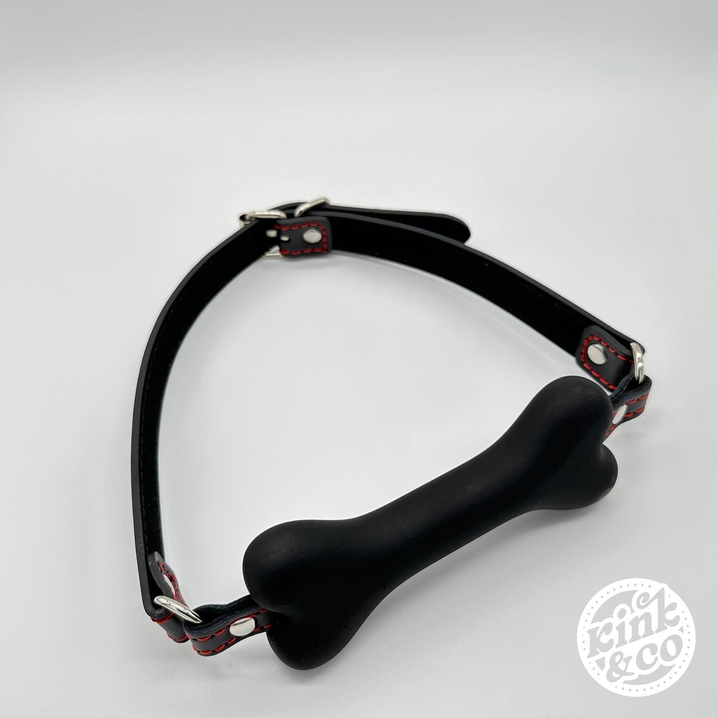 BDSM-Knochenknebel aus Silikon mit Lederriemen